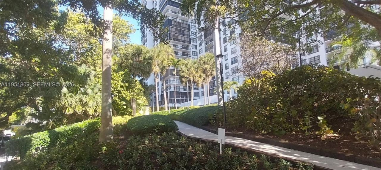 2333 Brickell Ave, Unit 602, Miami, FL 33129 Photo