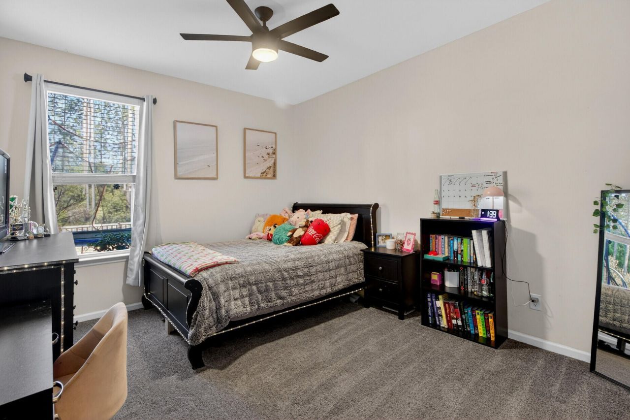 430 Cherrybark Oak Street Photo 19