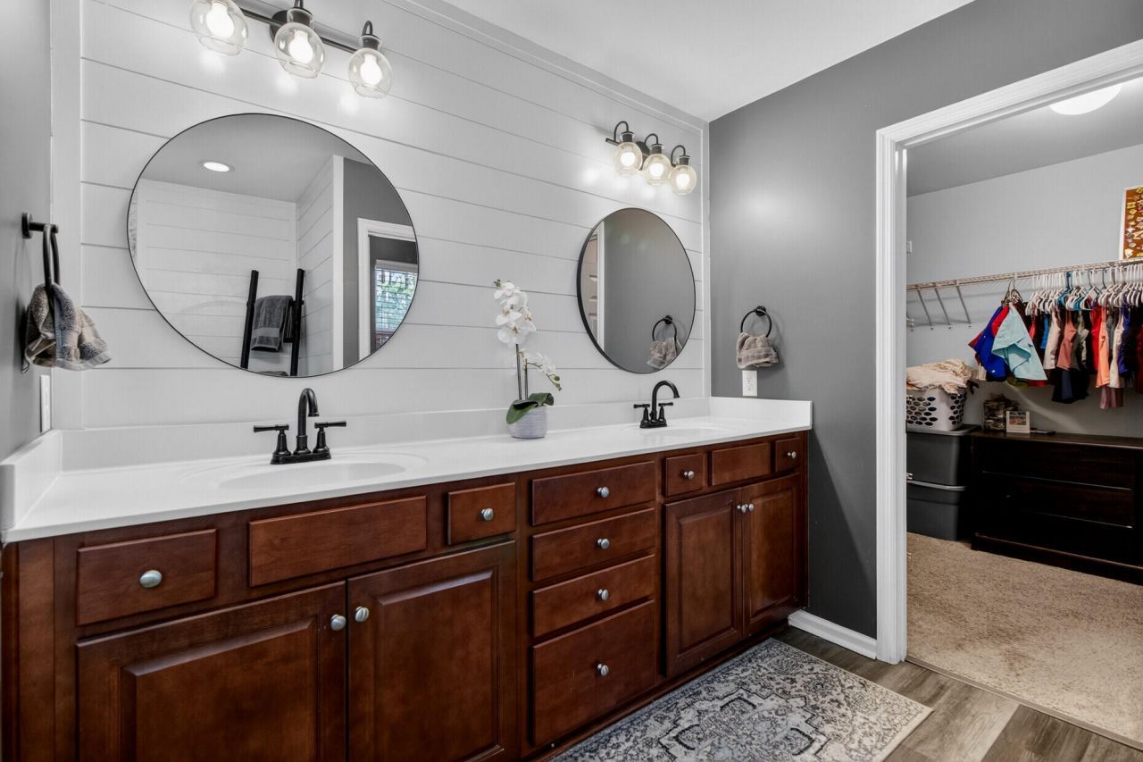 430 Cherrybark Oak Street Photo 31