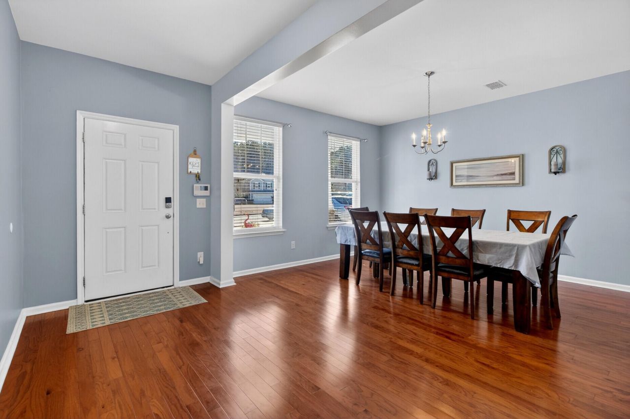 430 Cherrybark Oak Street Photo 6