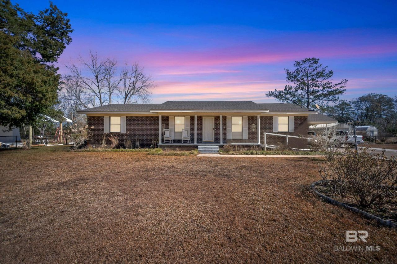 86 N Jones Avenue, Frisco City, AL 36445 Main Photo