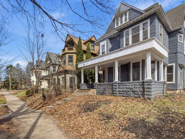 709 7th Street SE, Minneapolis, MN 55414