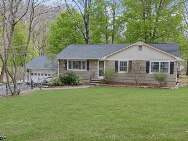 25 Dellwood Ave, Morris, NJ 07960