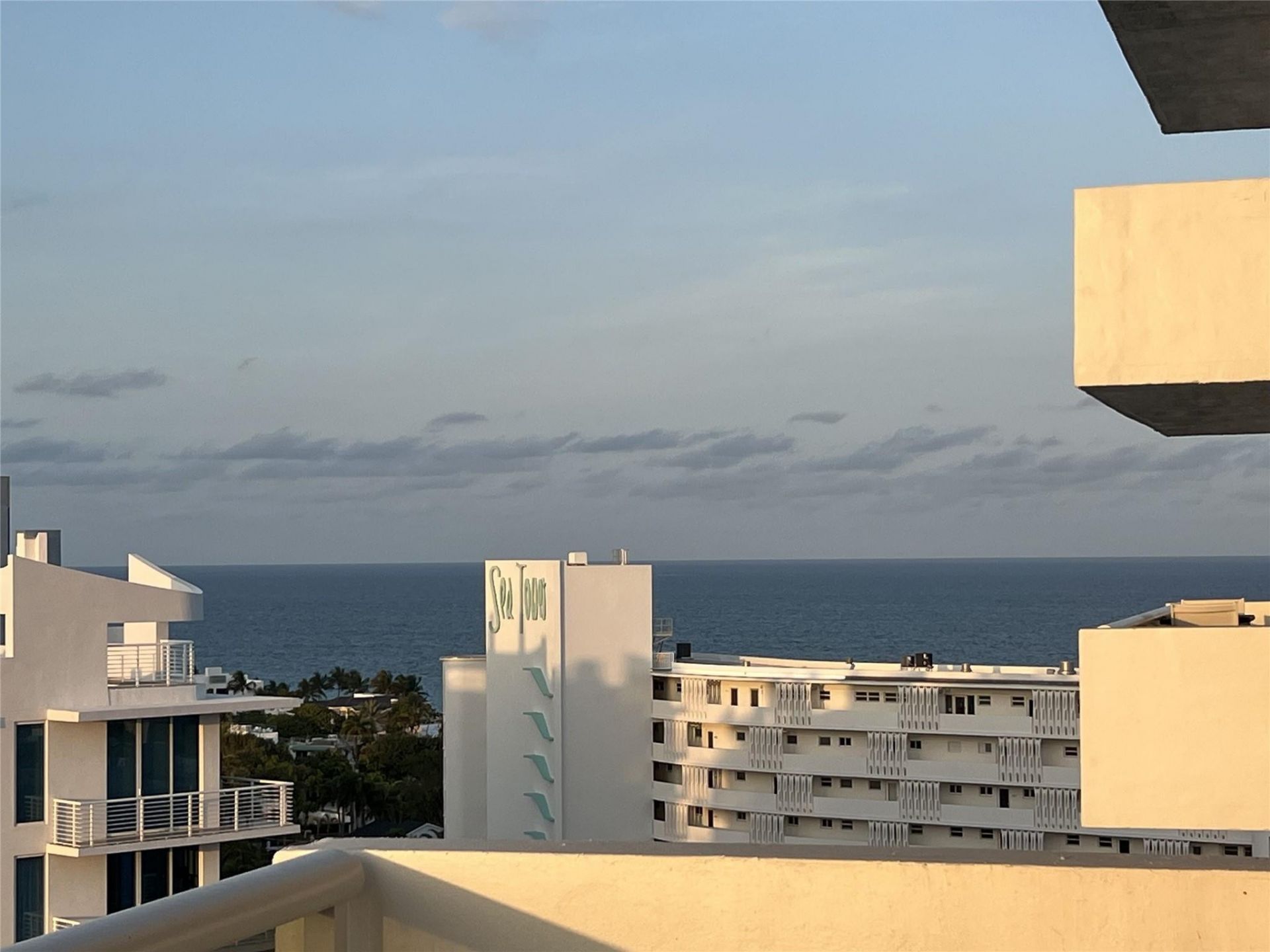 2715 N Ocean Boulevard, Unit 16F, Fort Lauderdale, FL 33308 Photo