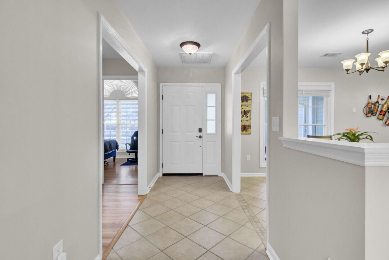 1470 Hidden Bridge Drive Photo 6