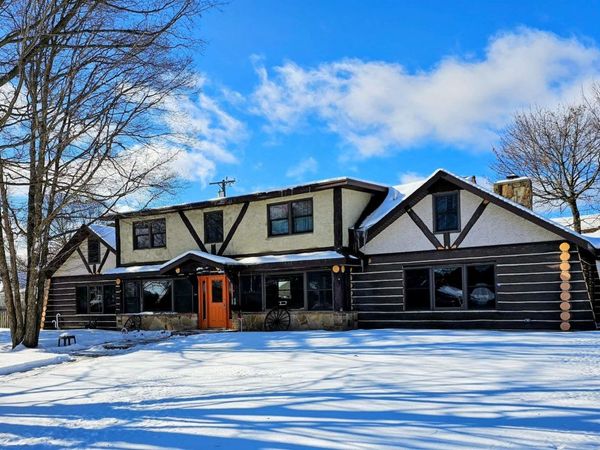 105 Burgess Street N, West Branch, MI 48661