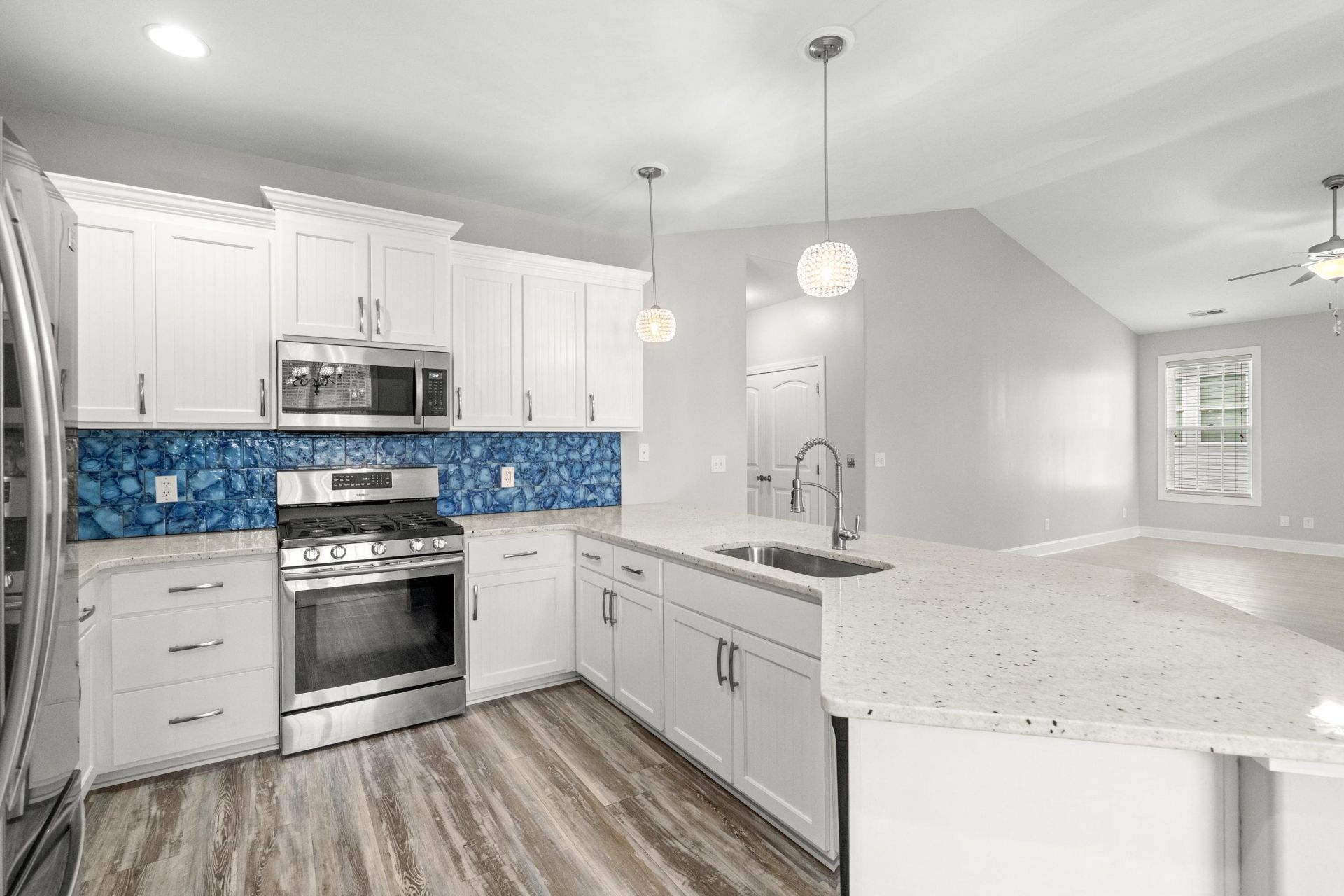 112 Lake Pointe Dr. Photo 11