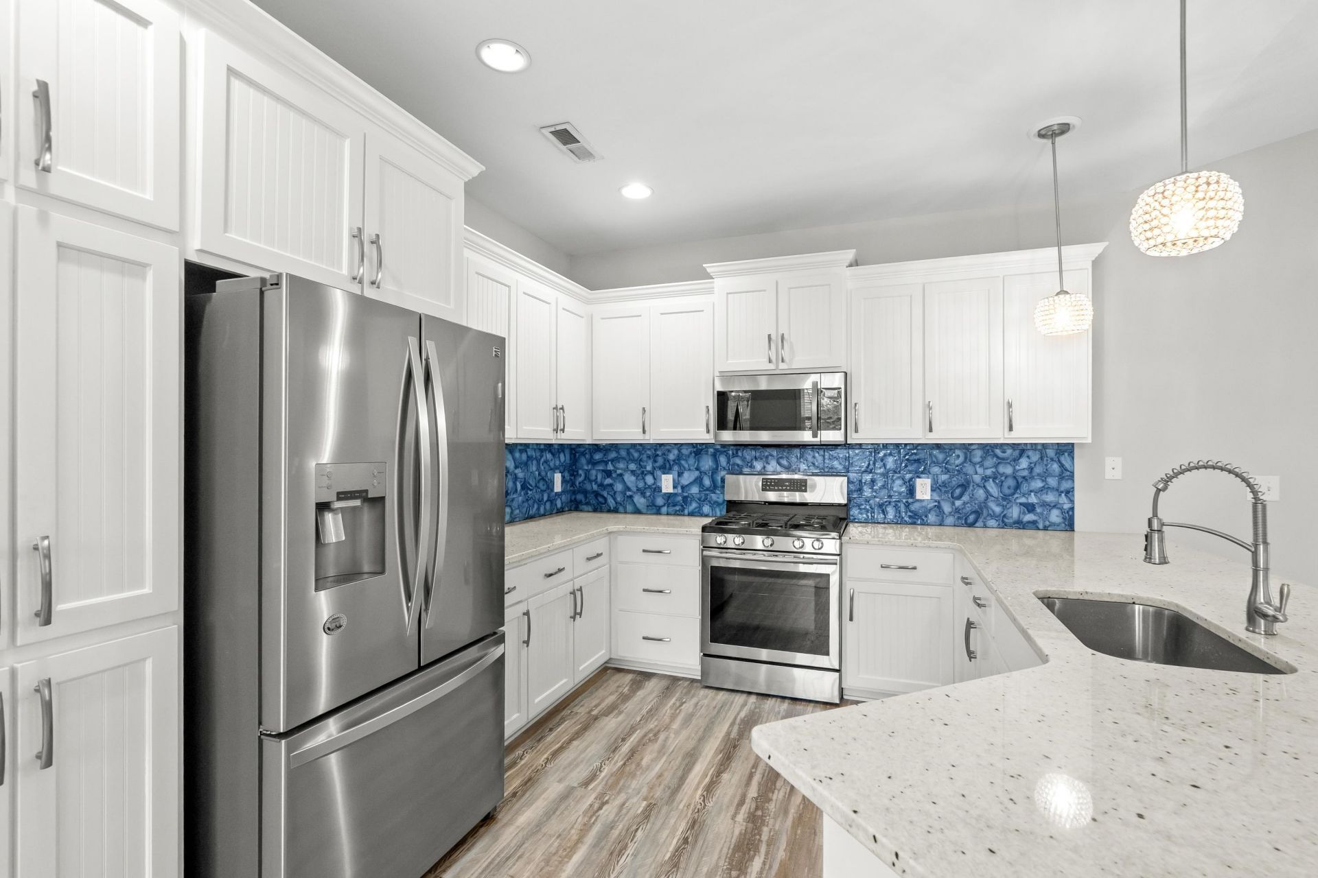 112 Lake Pointe Dr. Photo 13