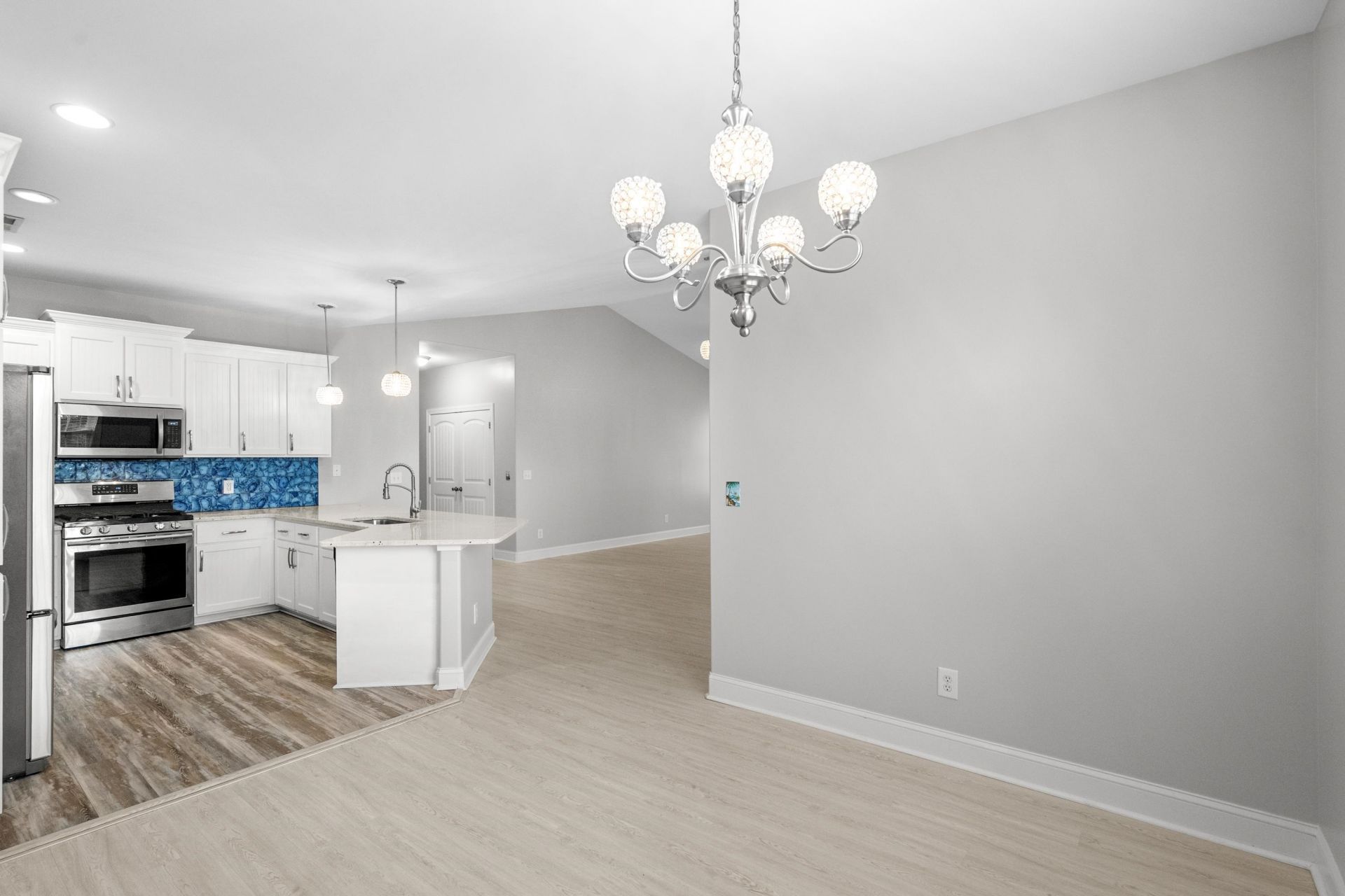 112 Lake Pointe Dr. Photo 18