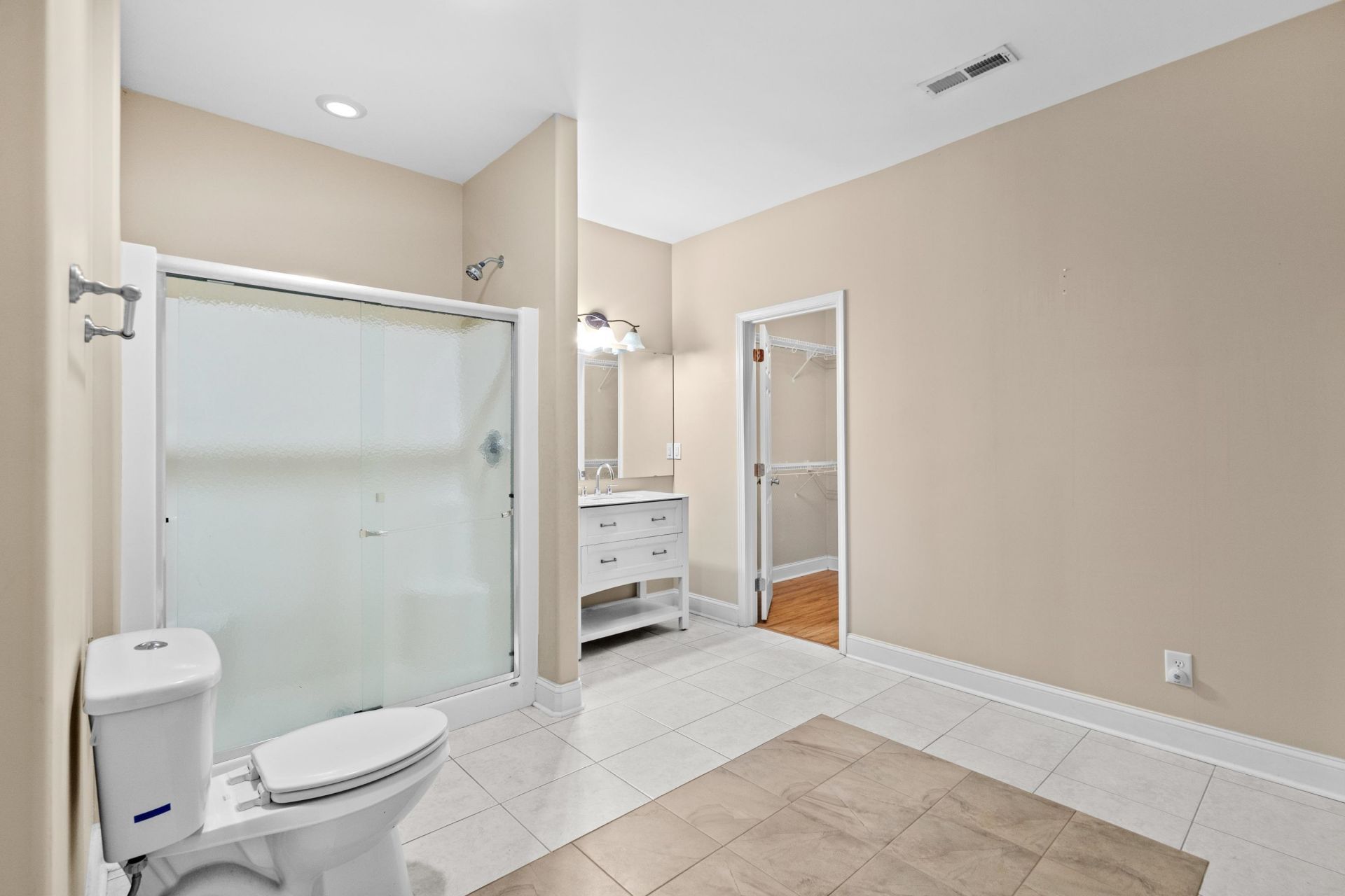 112 Lake Pointe Dr. Photo 26