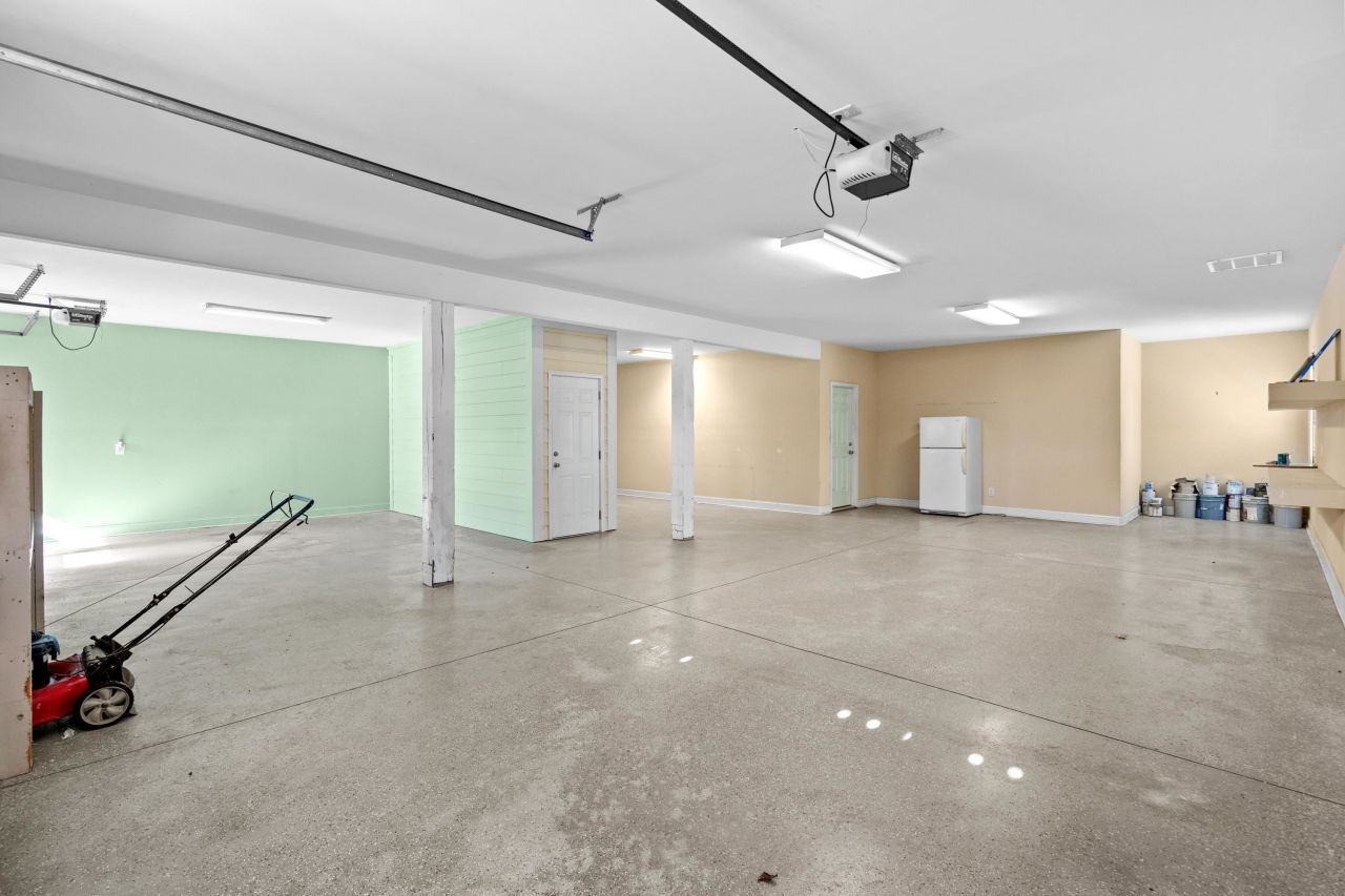 112 Lake Pointe Dr. Photo 43