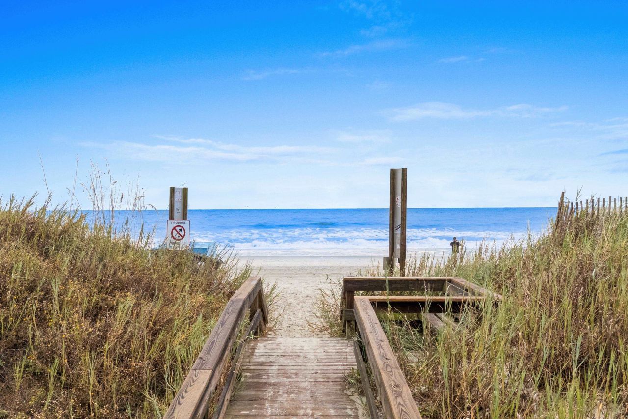 112 Lake Pointe Dr. Photo 55