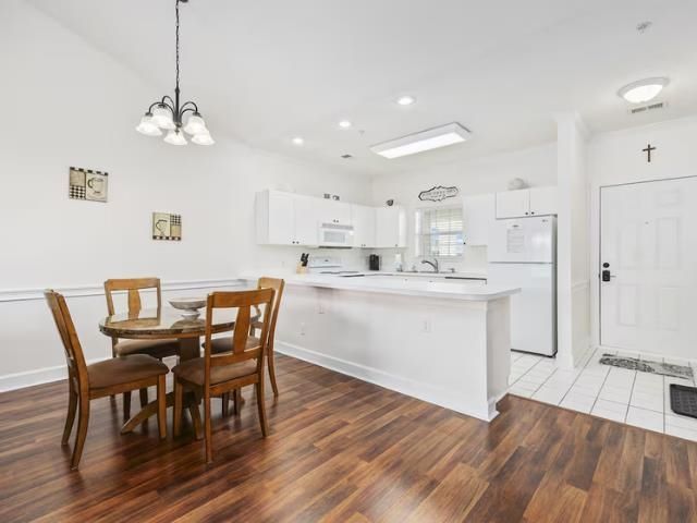 4868 Dahila Ct. Photo 11