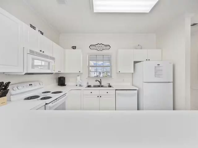 4868 Dahila Ct. Photo 12