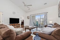 4868 Dahila Ct. photo 4