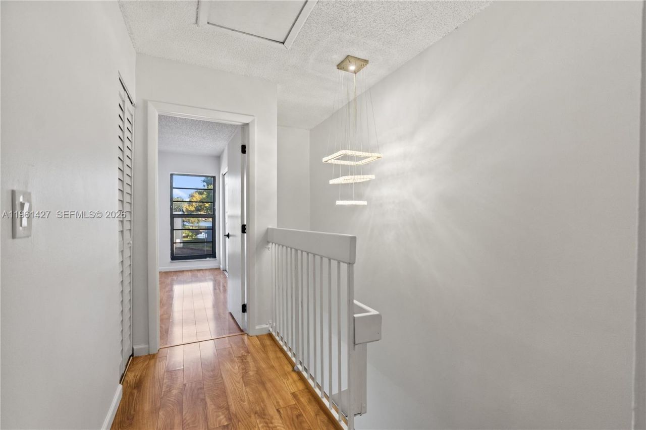 9740 NW 10th St, Unit 82, Pembroke Pines, FL 33024 Photo