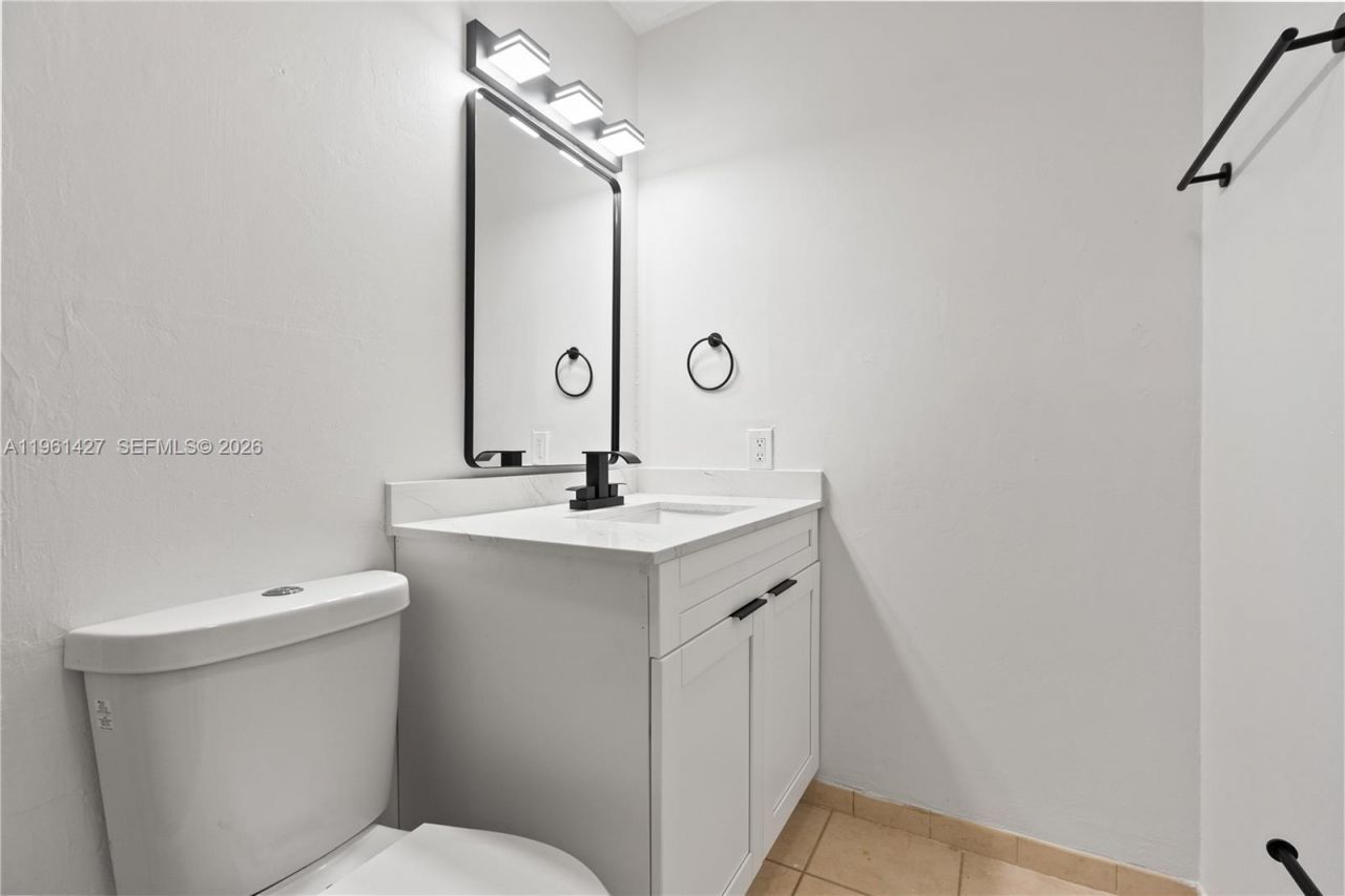 9740 NW 10th St, Unit 82, Pembroke Pines, FL 33024 Photo