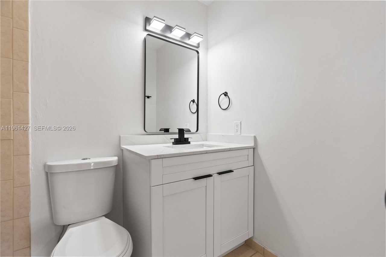 9740 NW 10th St, Unit 82, Pembroke Pines, FL 33024 Photo