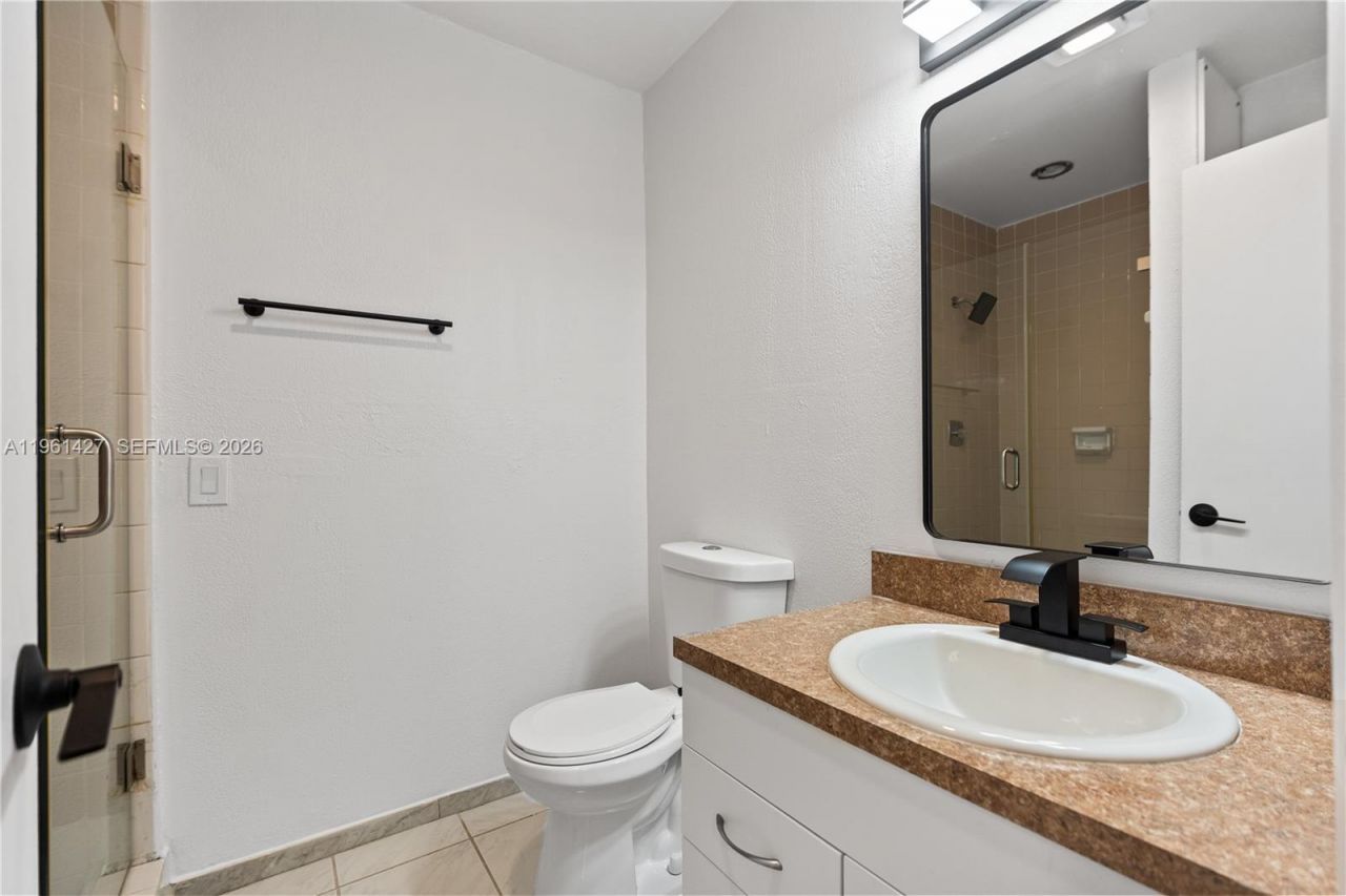 9740 NW 10th St, Unit 82, Pembroke Pines, FL 33024 Photo