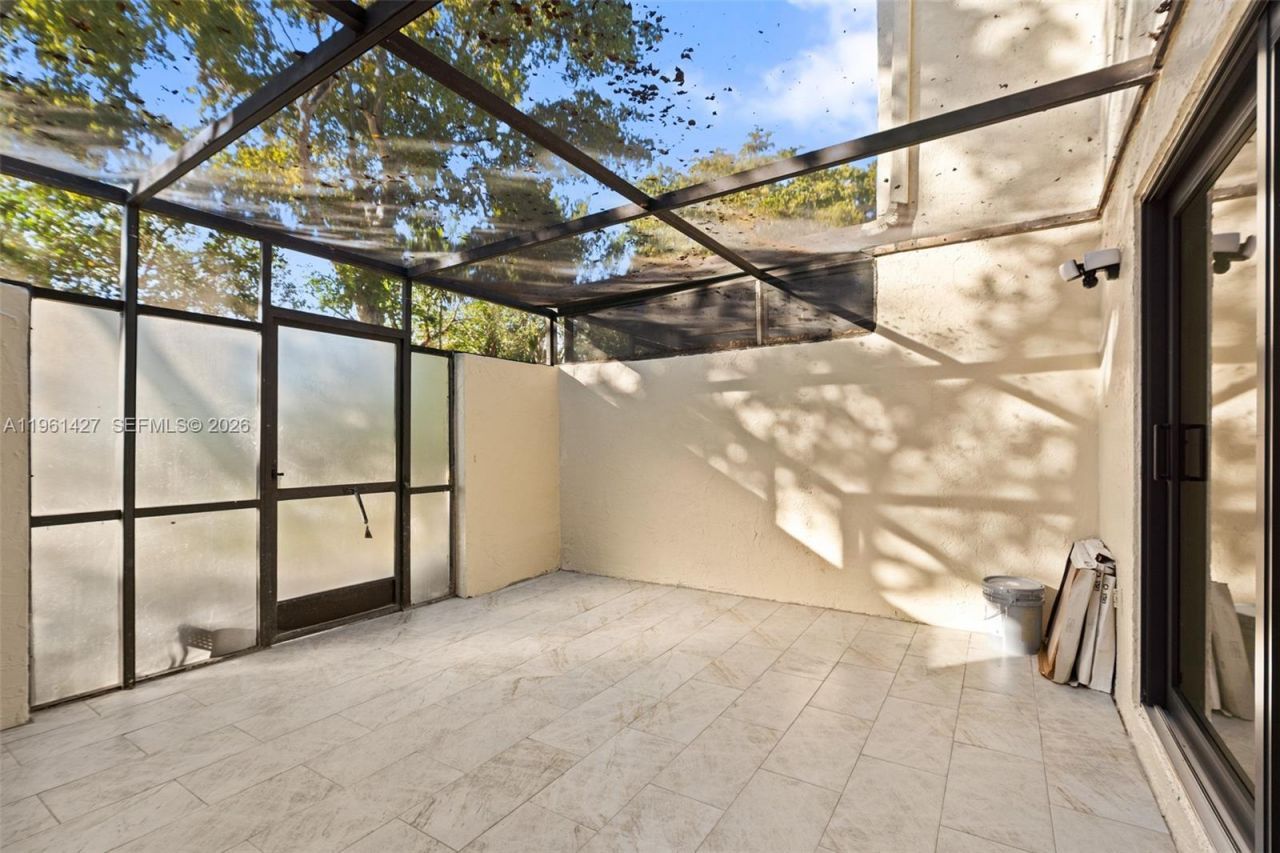 9740 NW 10th St, Unit 82, Pembroke Pines, FL 33024 Photo