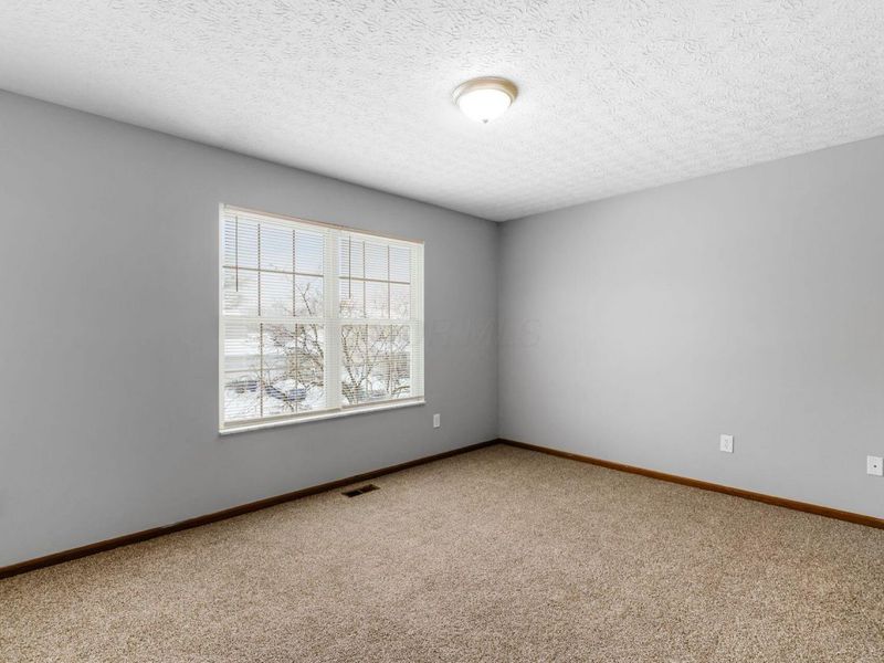 950 Radbourne Drive, Columbus, OH 43207 Photo 16