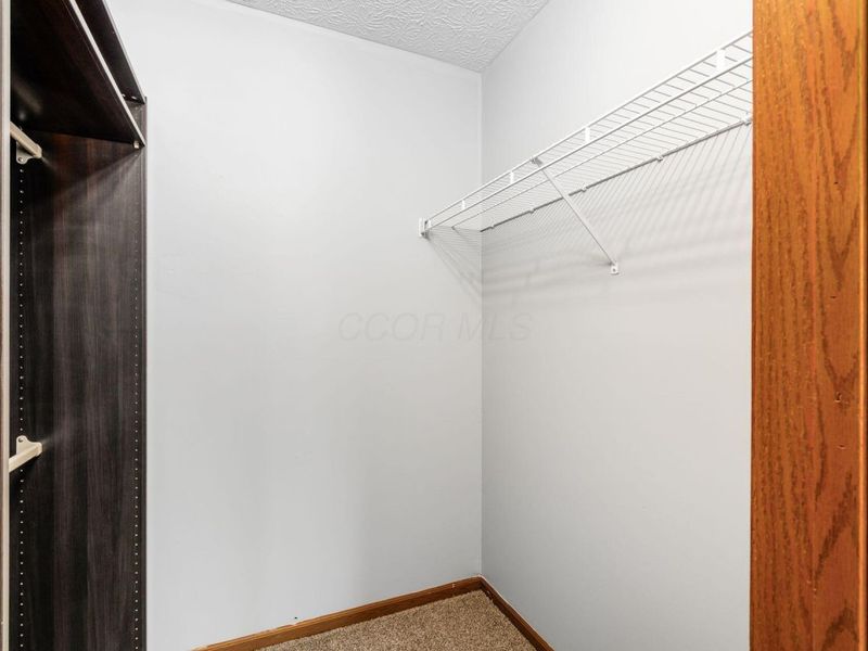 950 Radbourne Drive, Columbus, OH 43207 Photo 18