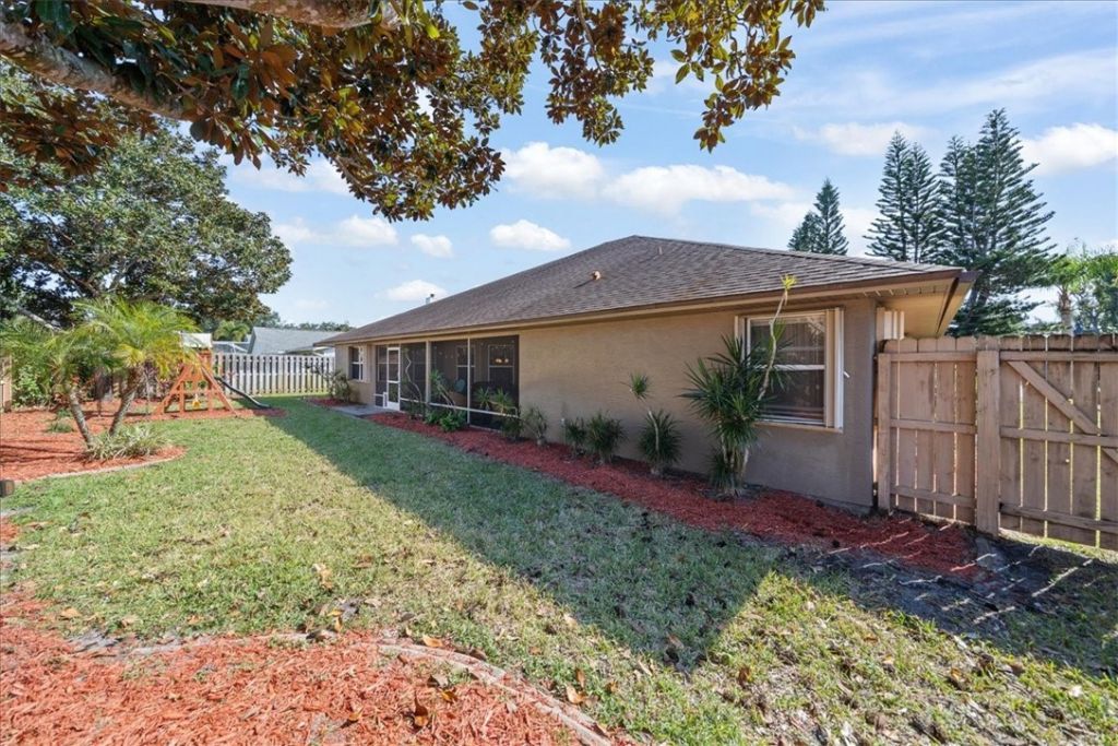 1235 Pemberton Trail, Malabar, FL 32950 Photo