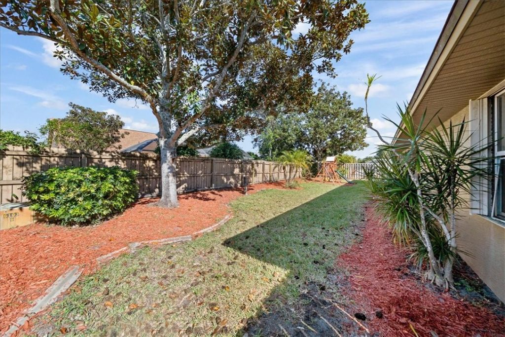 1235 Pemberton Trail, Malabar, FL 32950 Photo