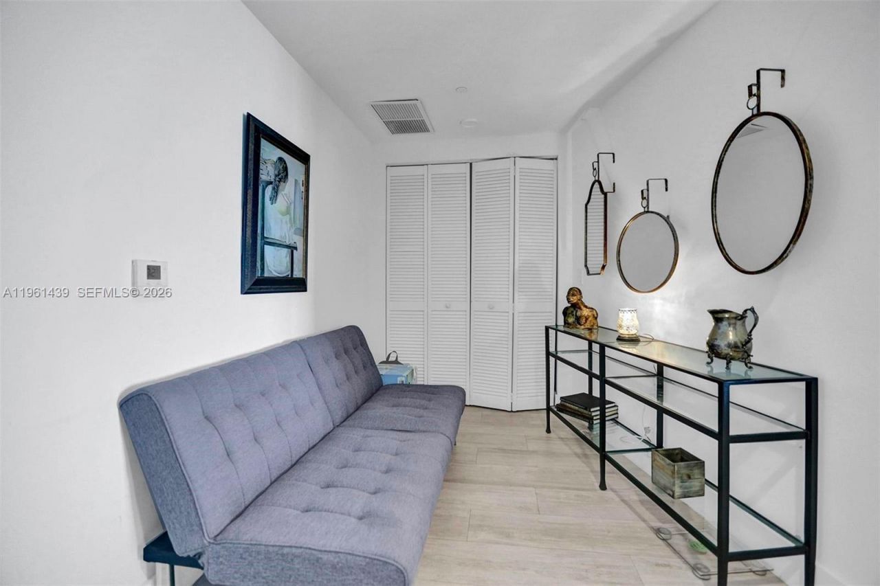 121 NE 34th St , Unit 1814, Miami, FL 33137 Photo