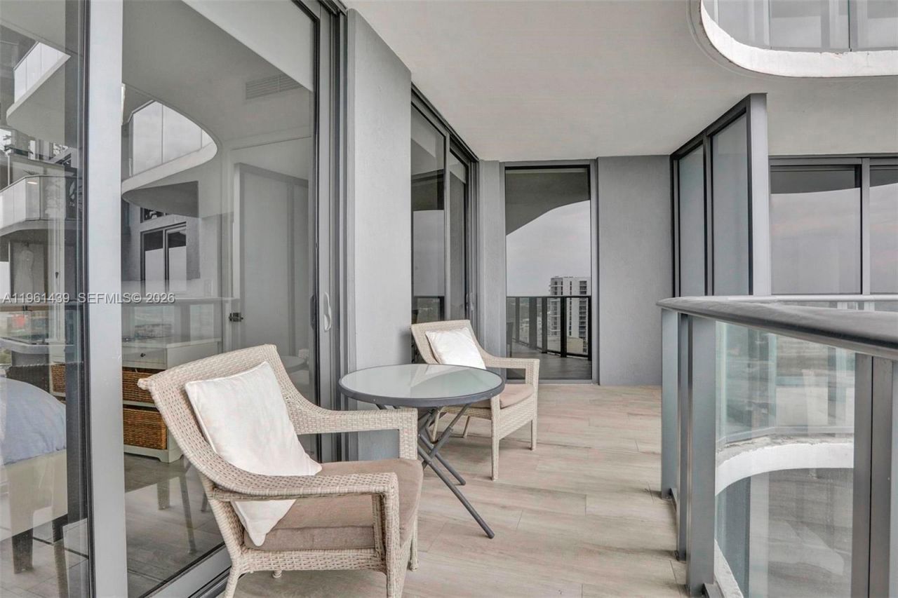 121 NE 34th St , Unit 1814, Miami, FL 33137 Photo