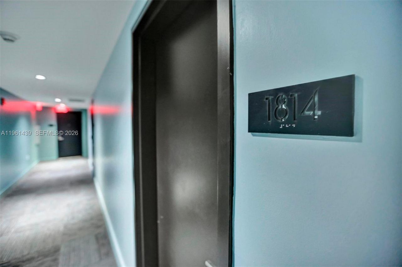 121 NE 34th St , Unit 1814, Miami, FL 33137 Photo