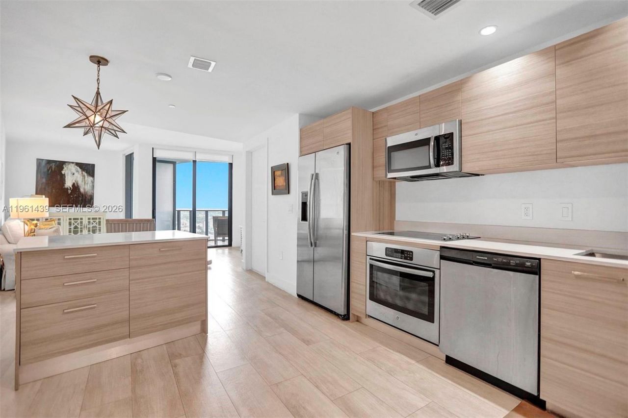 121 NE 34th St , Unit 1814, Miami, FL 33137 Photo