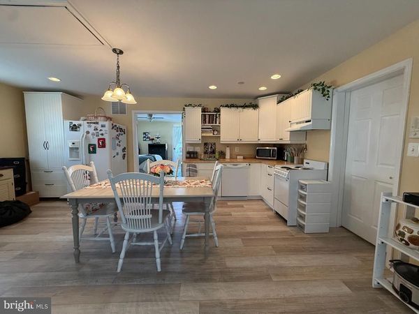 BONAPARTE AVE, WHITE MARSH, MD 21162