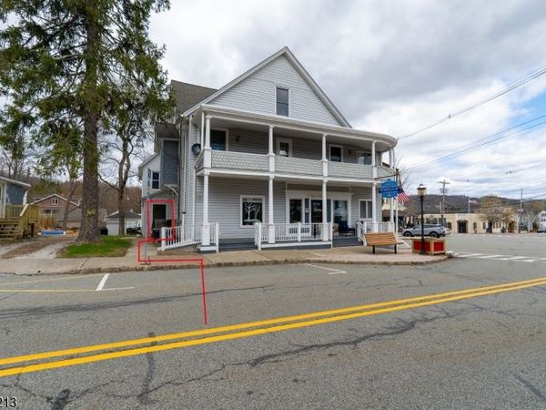 2 Main St, Unit 1, Branchville, NJ 07826