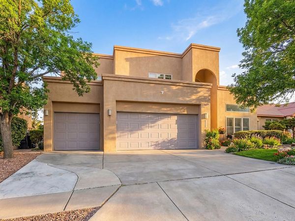 7709 Jacobo Drive NE, Albuquerque, NM 87109