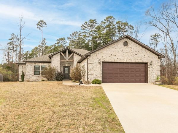 44 Cimarron Circle, Cabot, AR 72023