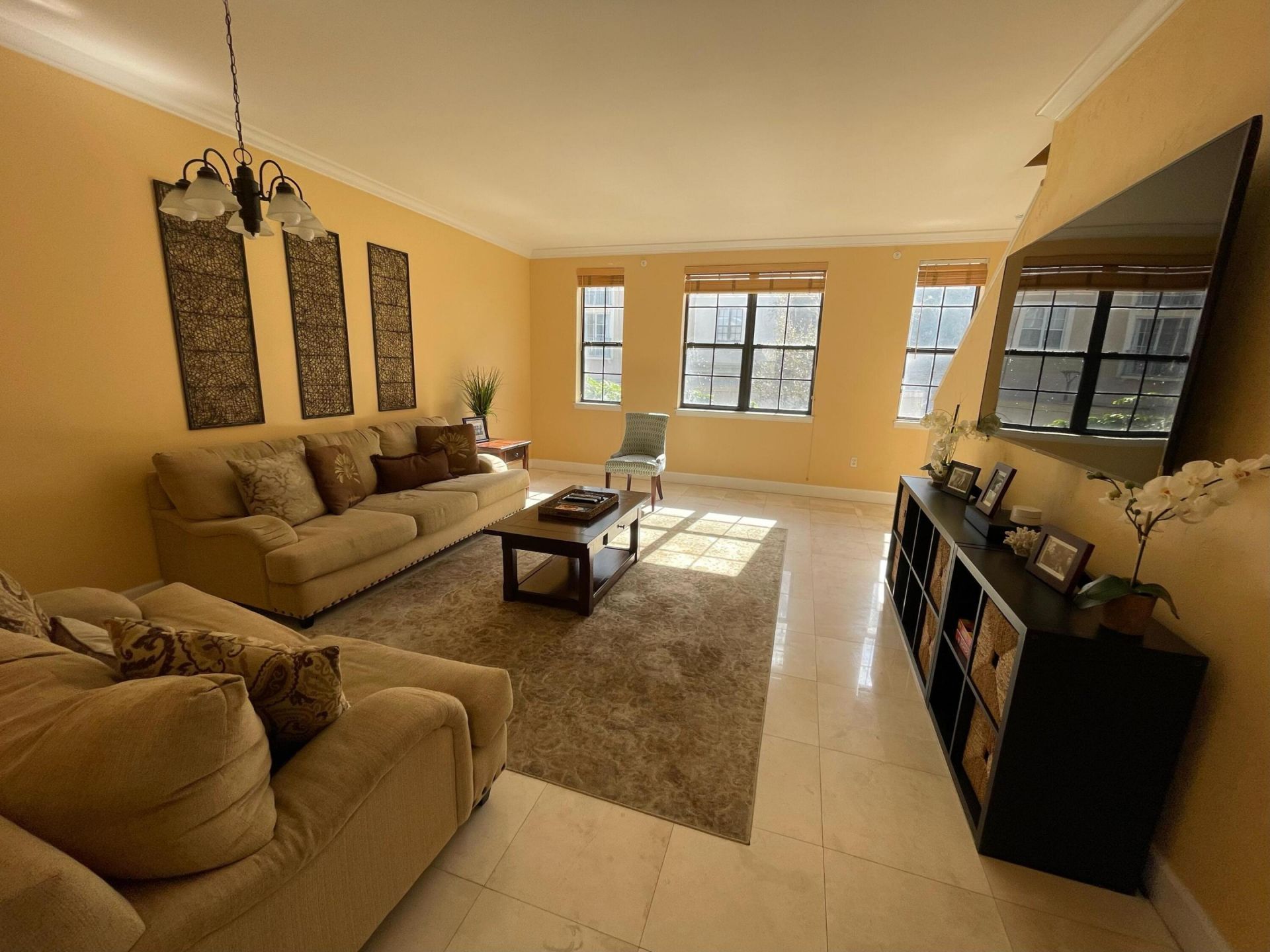 663 Hibiscus Street, West Palm Beach, FL 33401 Photo