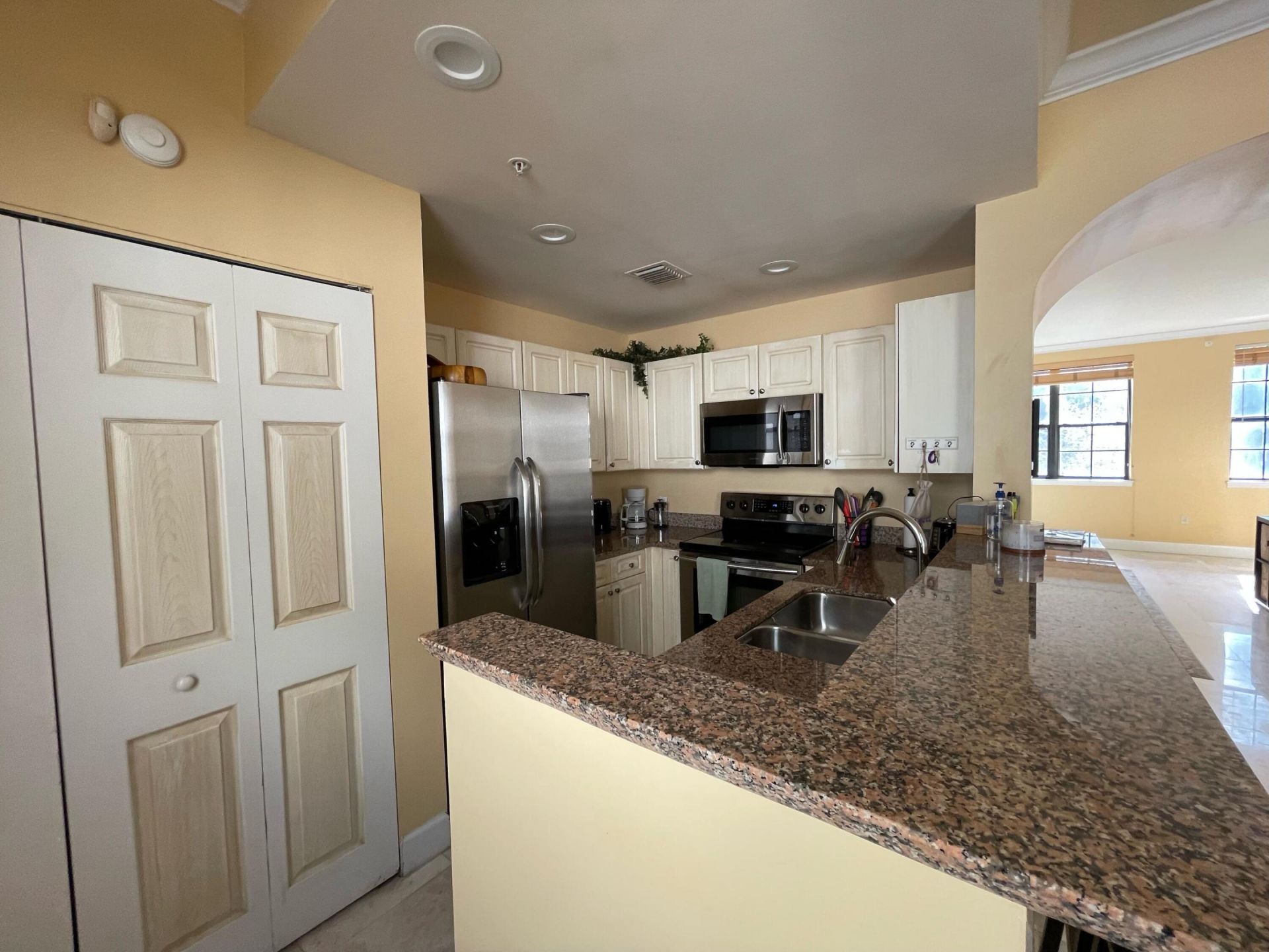 663 Hibiscus Street, West Palm Beach, FL 33401 Photo