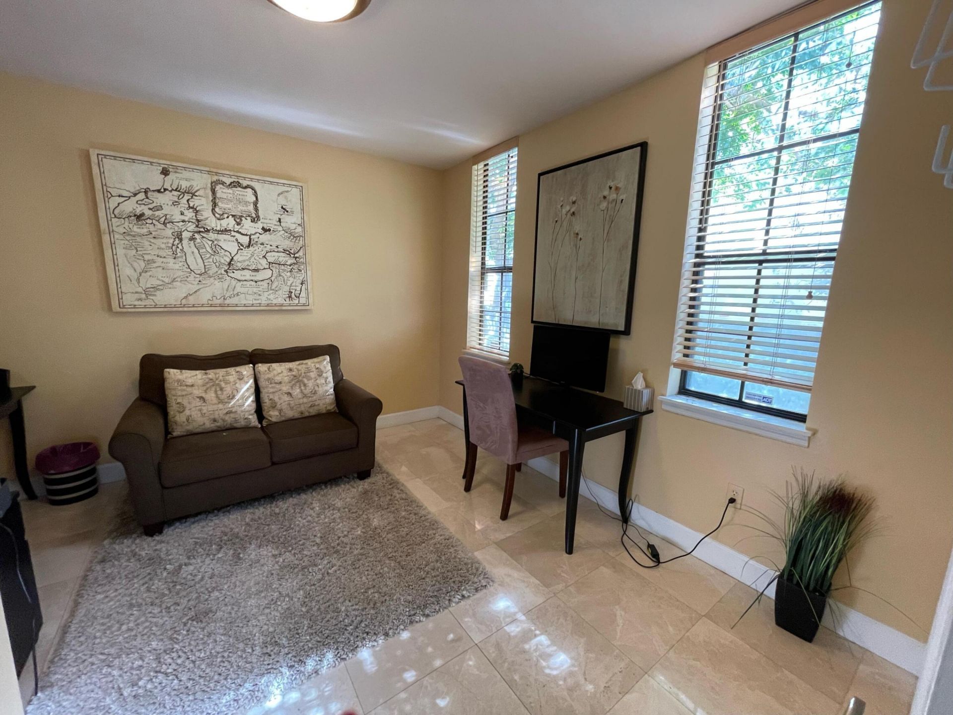 663 Hibiscus Street, West Palm Beach, FL 33401 Photo