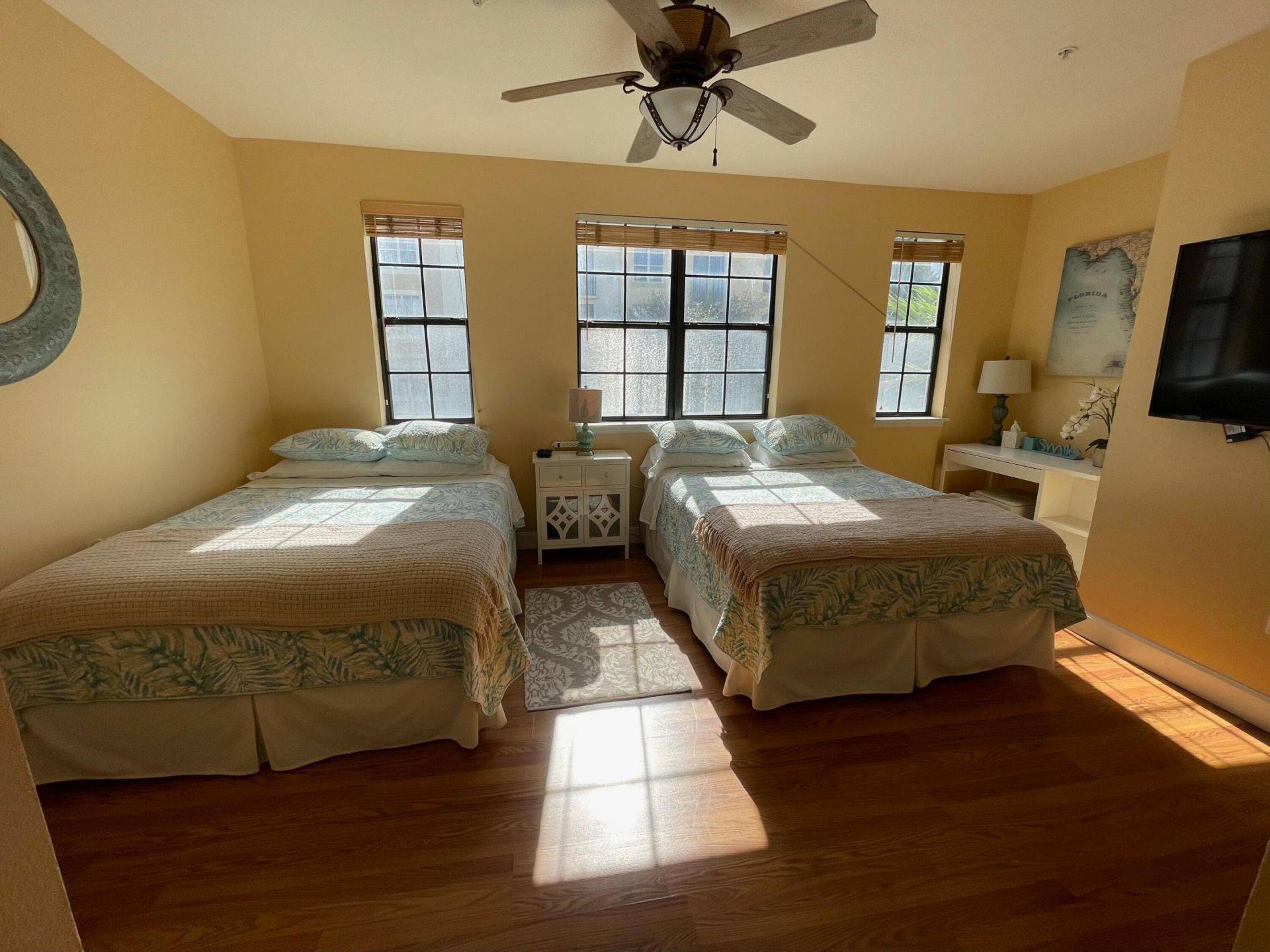 663 Hibiscus Street, West Palm Beach, FL 33401 Photo