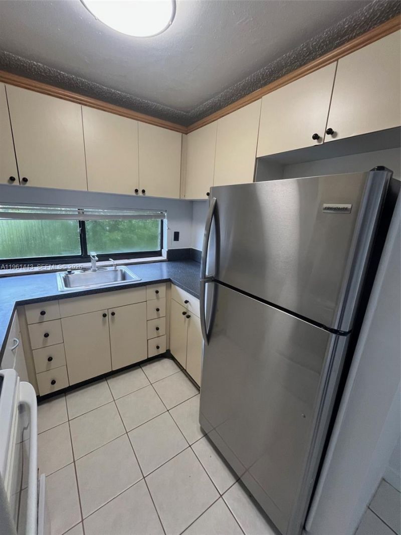 17021 N Bay Rd, Unit 508, Sunny Isles Beach, FL 33160 Photo