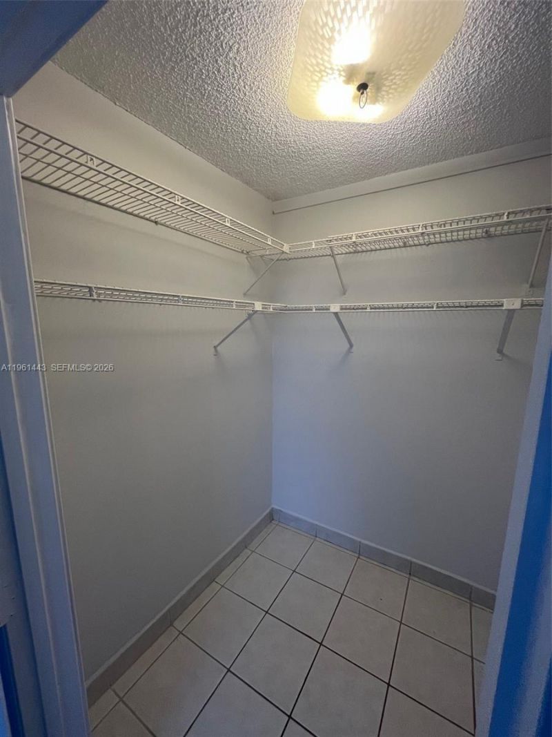 17021 N Bay Rd, Unit 508, Sunny Isles Beach, FL 33160 Photo
