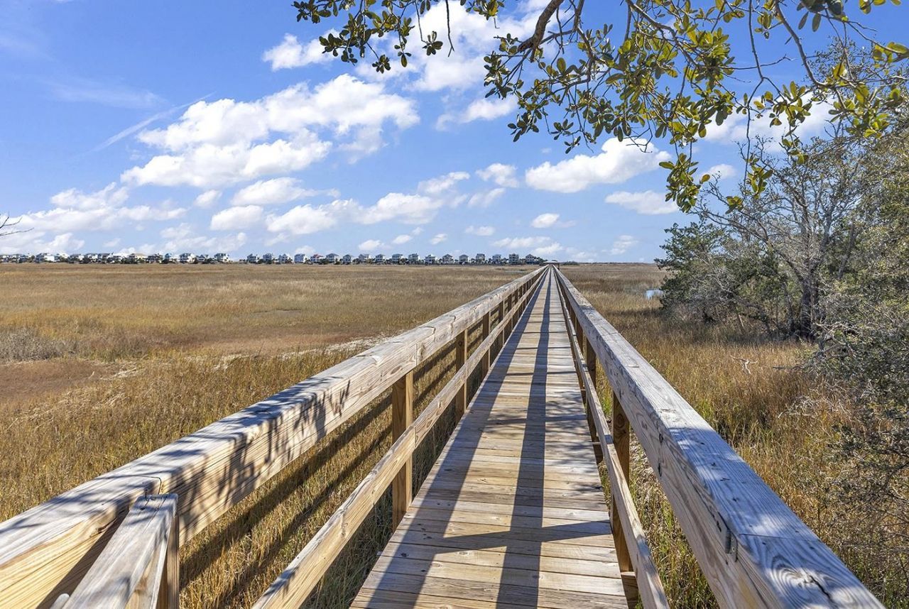 134 Enclave Pl.  Photo 21