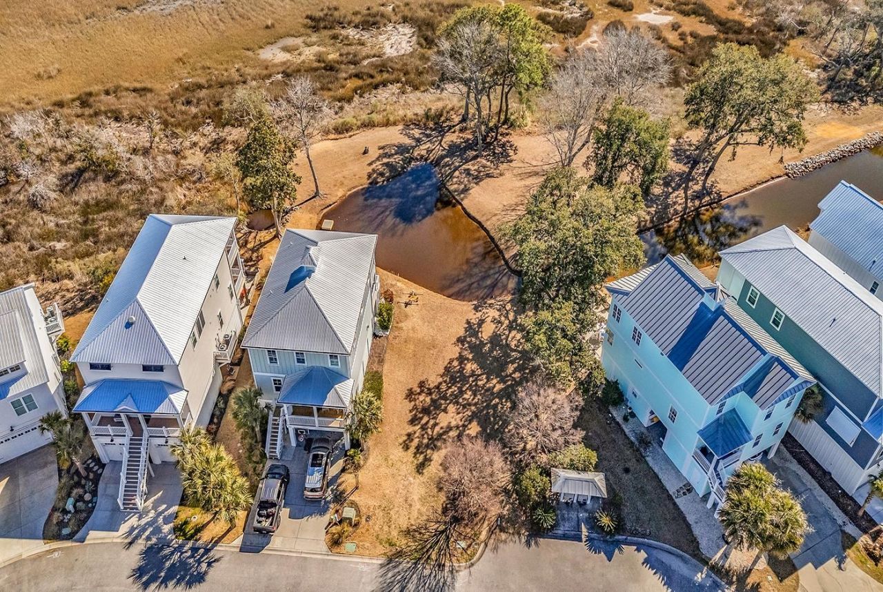 134 Enclave Pl.  Photo 9