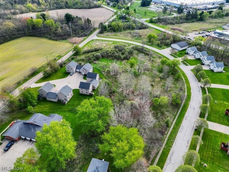 Lovers Lane, Ravenna, OH 44266 Photo 5