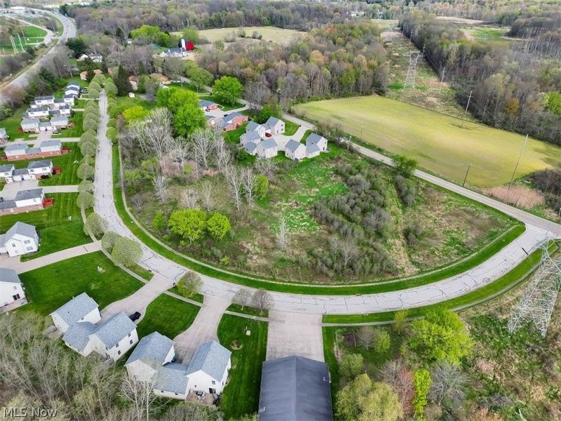 Lovers Lane, Ravenna, OH 44266 Photo 8