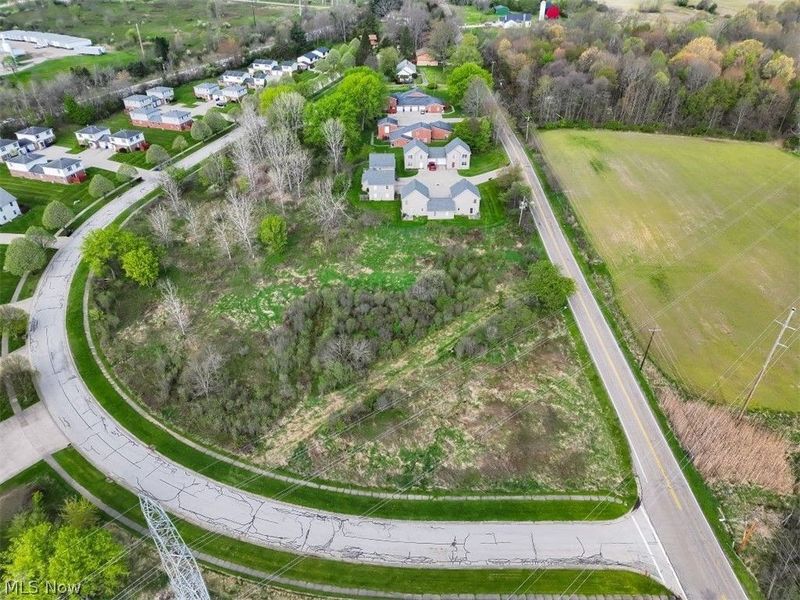 Lovers Lane, Ravenna, OH 44266 Photo 9