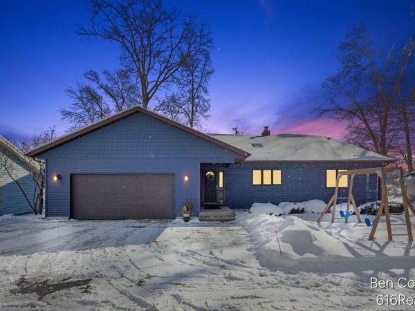 6703 Golfside Court, Saranac, MI 48881