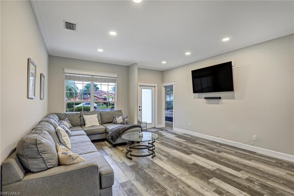 4707 Brixton Ct, Lehigh Acres, FL 33973 Photo