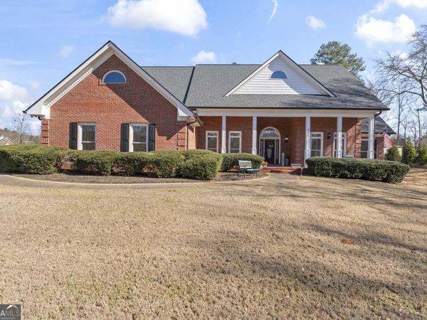 301 Clyde Court, Mcdonough, GA 30252